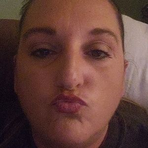 Meet your Posher, Joyce